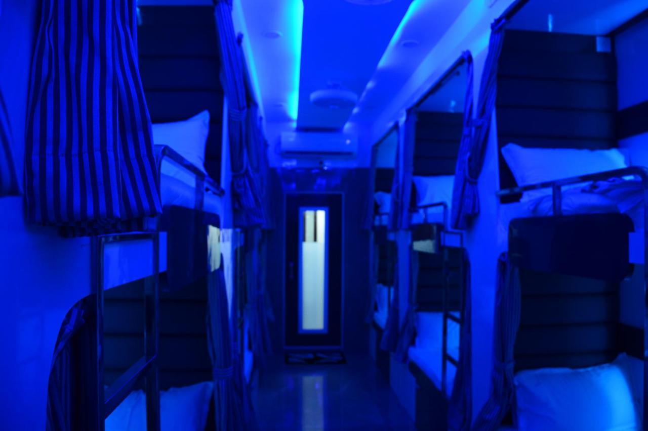 Ocean Dormitory Bombay Exterior foto