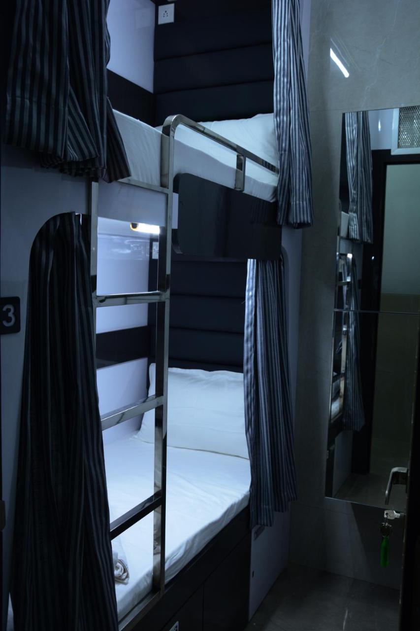 Ocean Dormitory Bombay Exterior foto